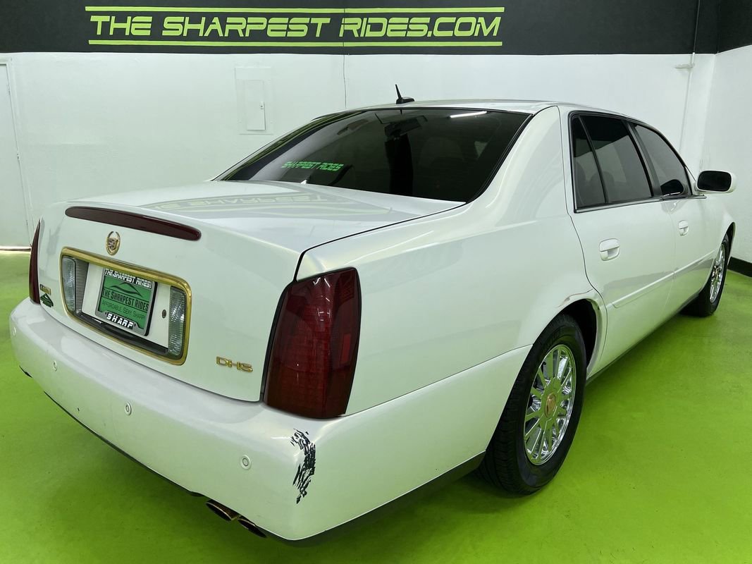 Used 2005 Cadillac De Ville DHS w/ Equipment Group FWD image 10