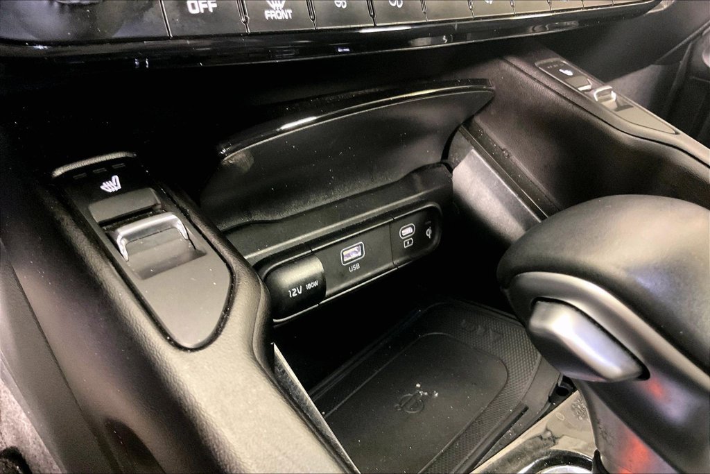 Used 2025 Kia Telluride S FWD image 29