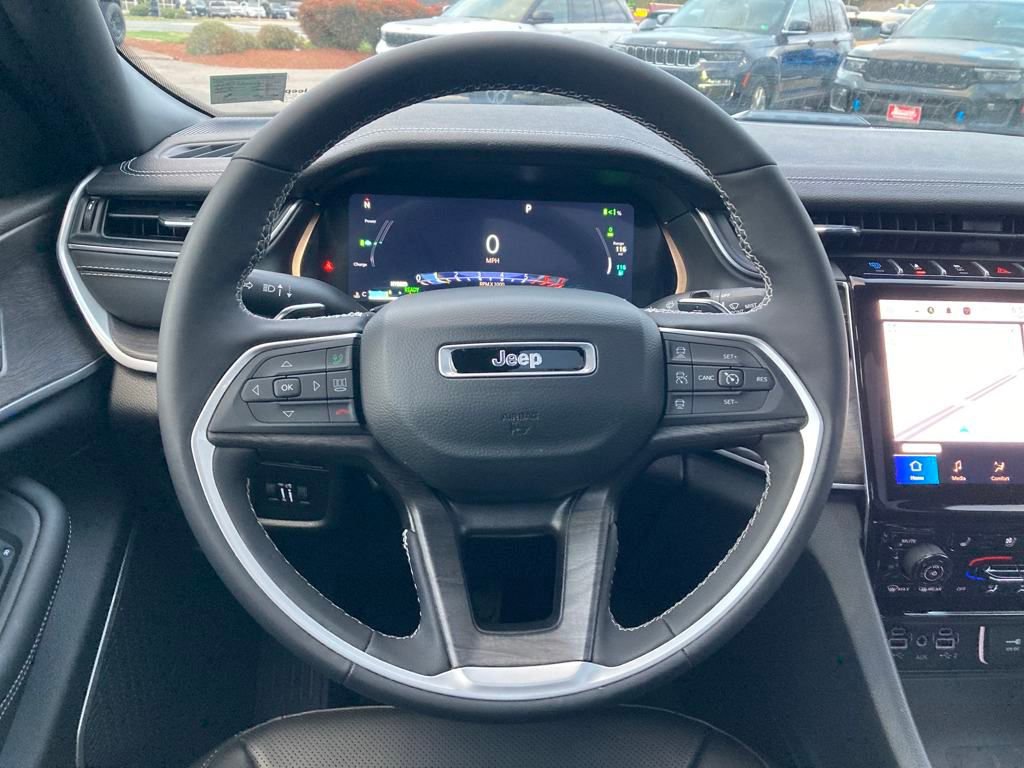 New 2024 Jeep Grand Cherokee Limited 4xe w/ Luxury Tech Group II image 15