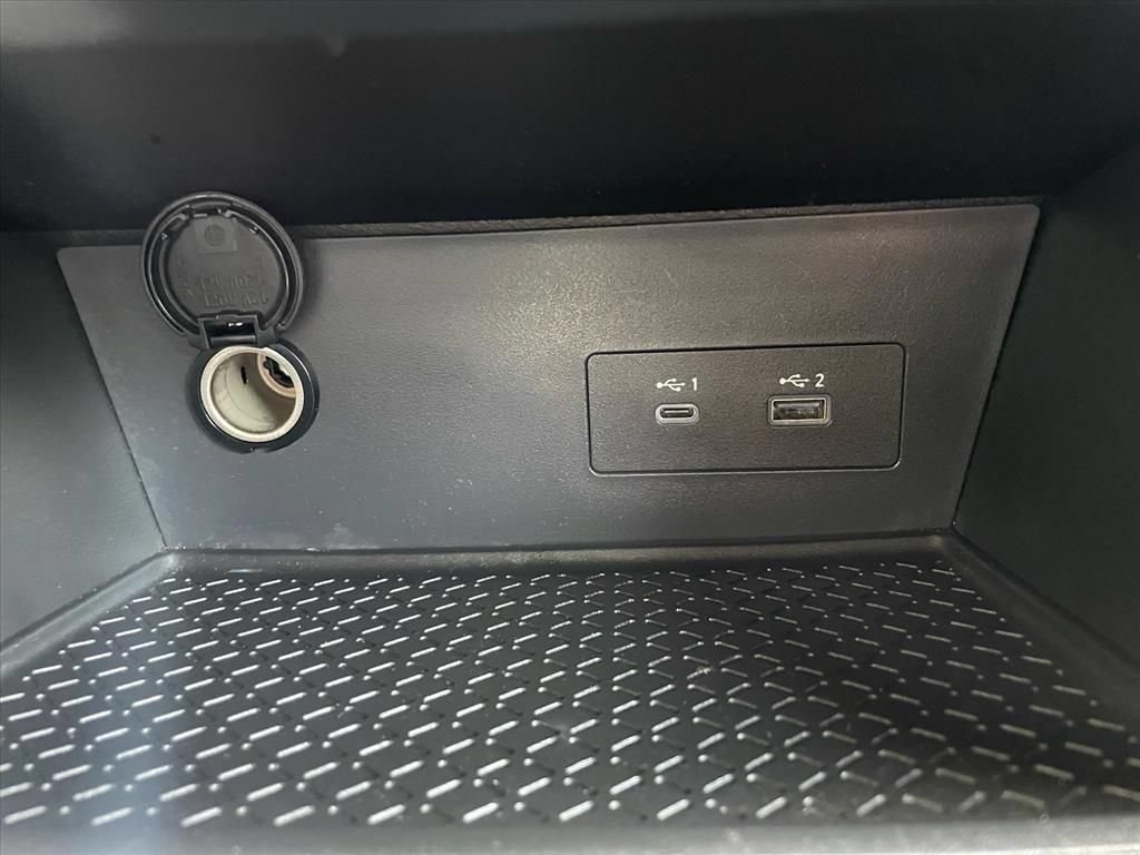 Used 2025 Nissan Pathfinder SV FWD image 14