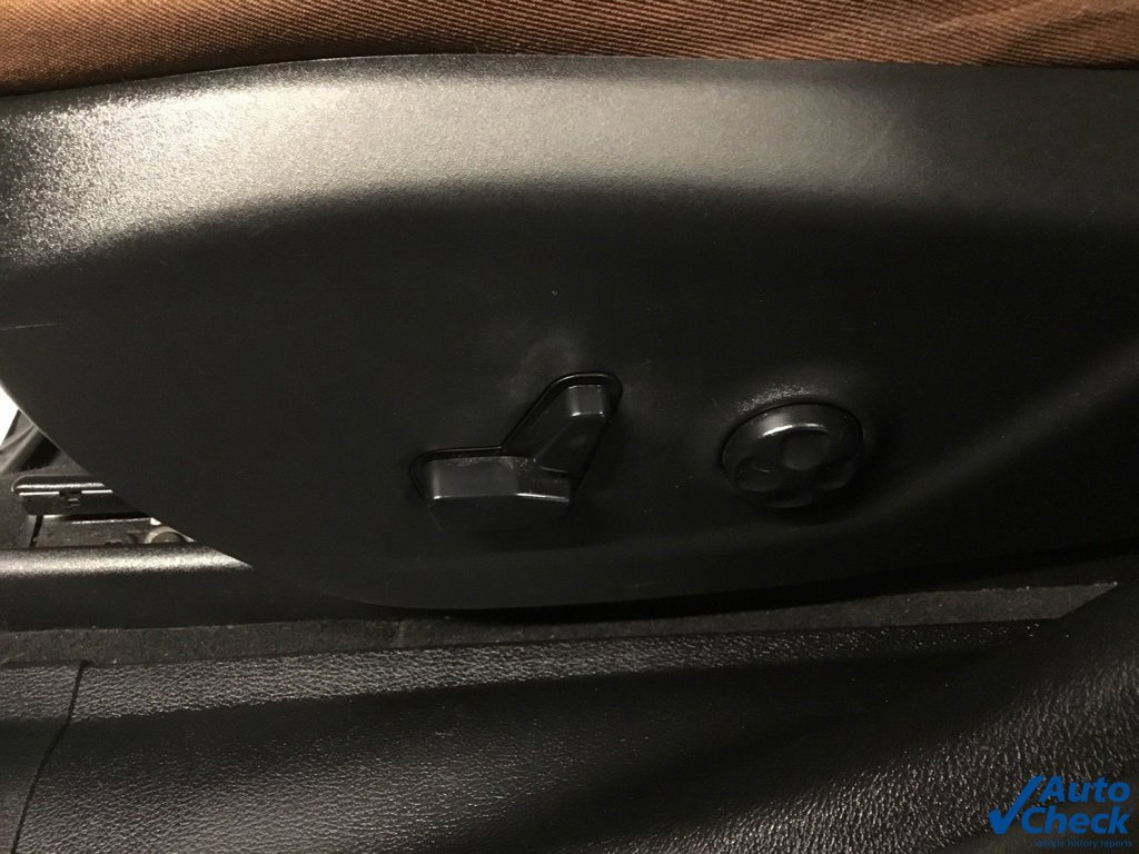 Used 2019 Jeep Cherokee Overland w/ Heavy Duty Protection Group image 54