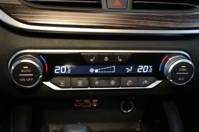 Used 2022 Nissan Altima 2.5 Platinum AWD/4WD image 25