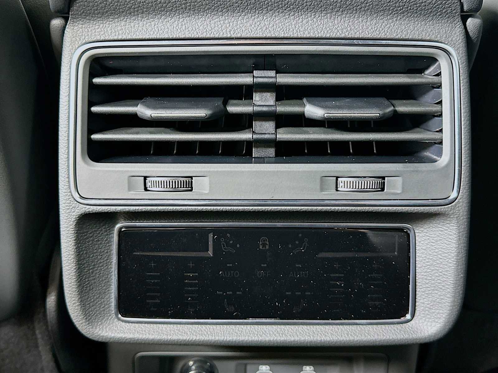 New 2026 Audi Q8 Premium Plus image 24