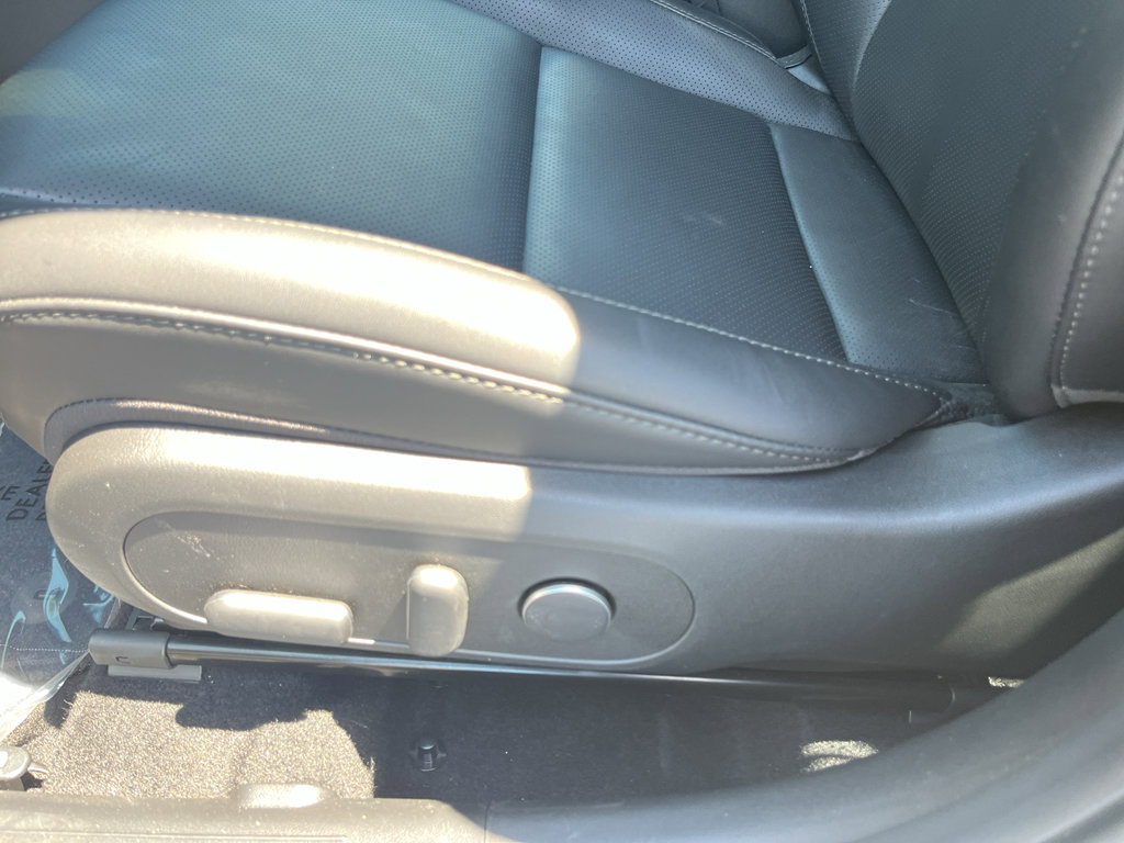 Used 2025 Hyundai Kona Limited AWD/4WD image 33