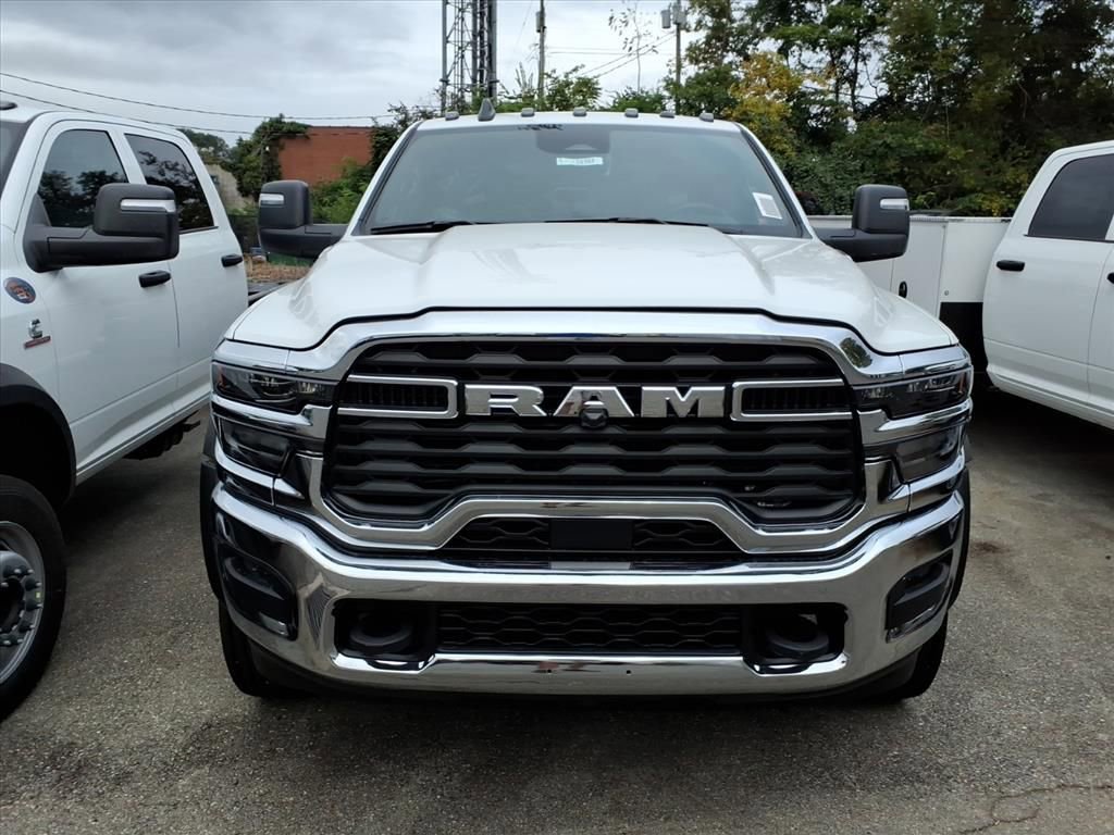 New 2026 RAM 5500 Tradesman image 3