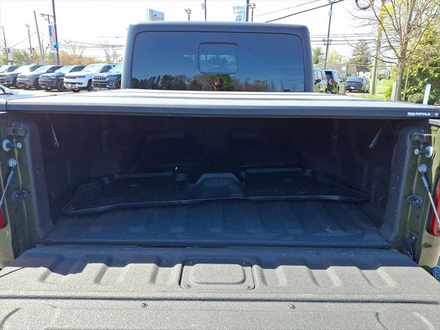 Certified 2021 Jeep Gladiator Mojave w/ LED Lighting Group AWD/4WD image 18