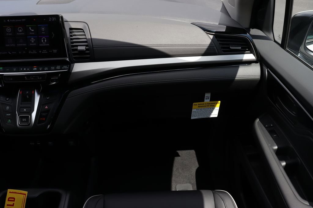 Certified 2026 Honda Odyssey Touring image 18