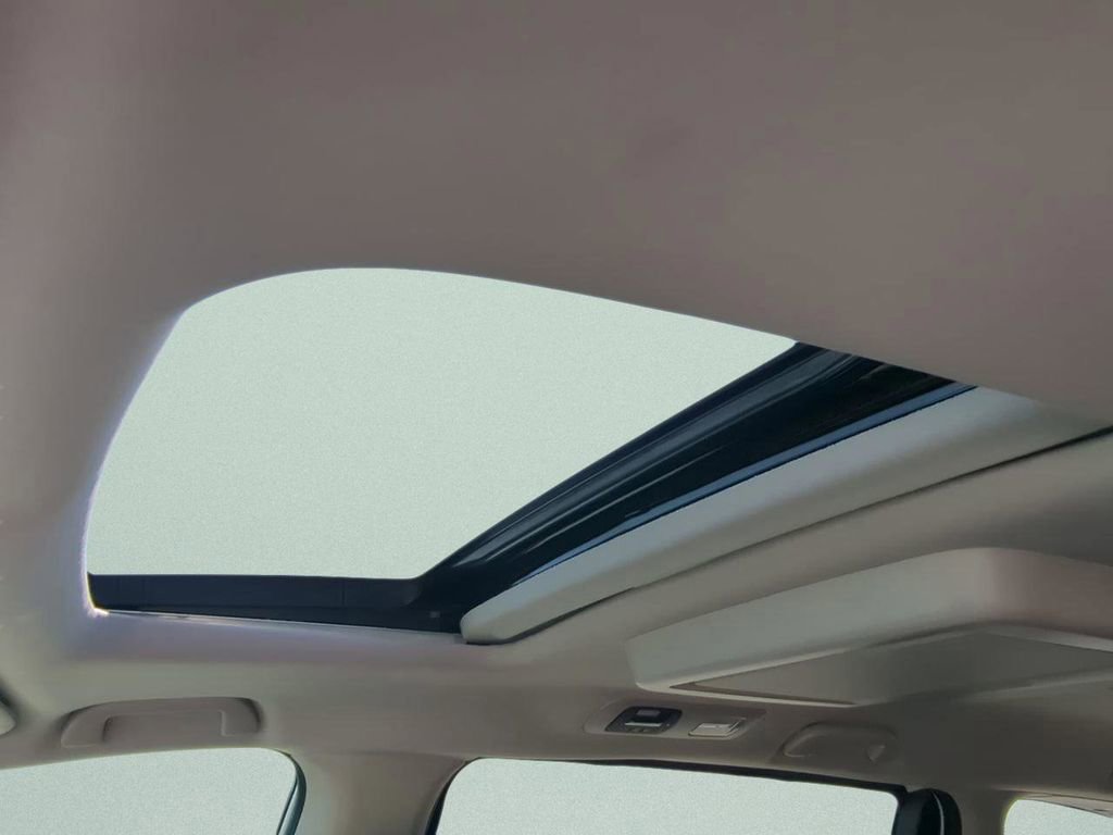 New 2026 Honda Odyssey Touring image 18