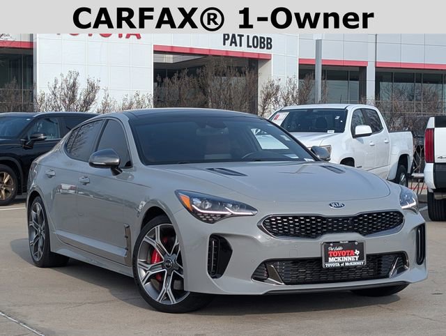 Used 2019 Kia Stinger GT2 image 2
