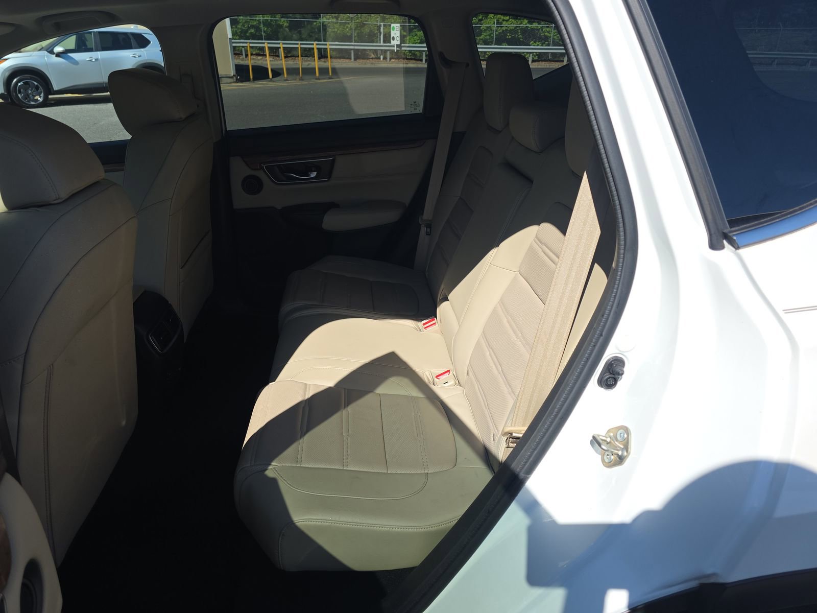 Used 2018 Honda CR-V Touring image 19