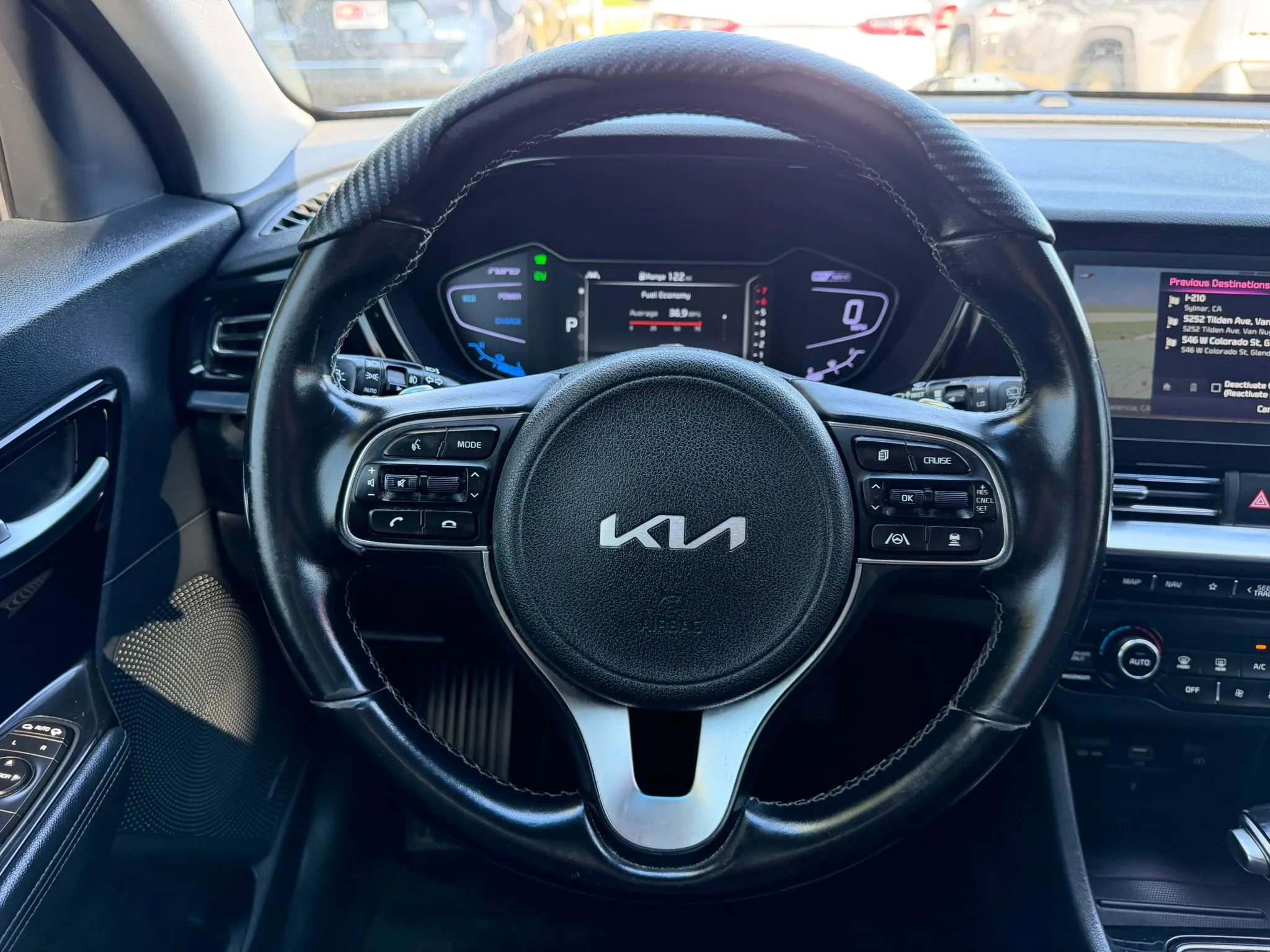 Used 2022 Kia Niro Touring Special Edition FWD image 11