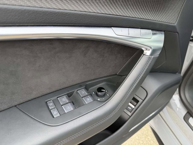 Used 2024 Audi RS 7 Performance image 19