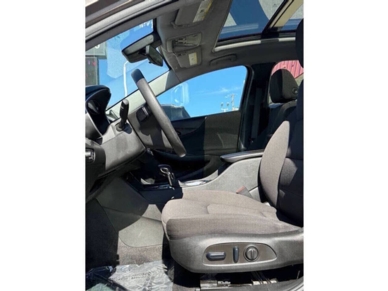 Used 2023 Chevrolet Malibu LT w/ Driver Confidence Package image 10