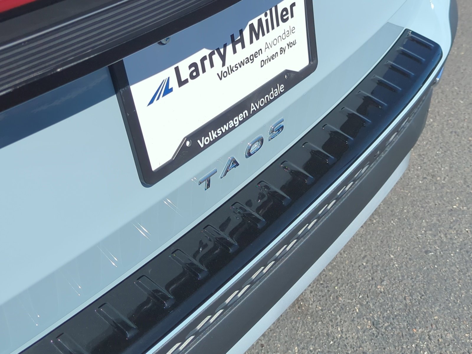 New 2026 Volkswagen Taos SE FWD image 22