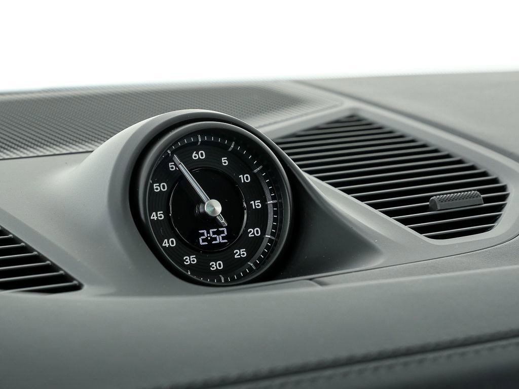 New 2026 Porsche Cayenne E-Hybrid Coupe image 17