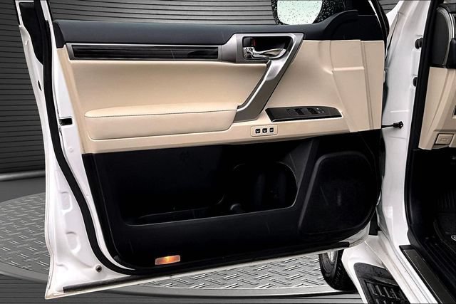 Used 2022 Lexus GX 460 Premium AWD/4WD image 19
