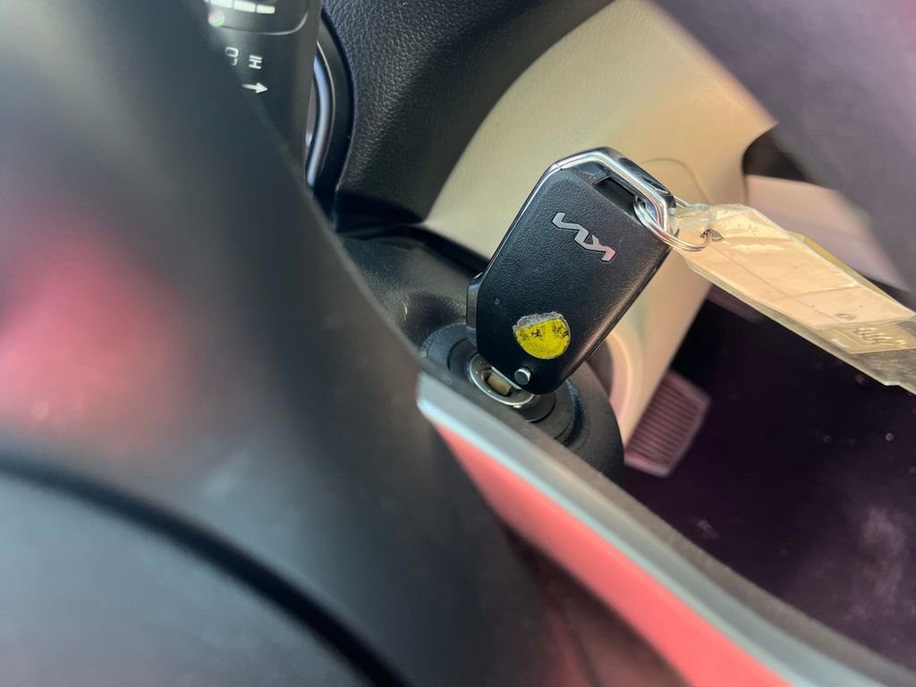 Used 2023 Kia Soul LX image 34