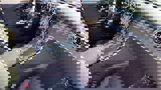 Certified 2025 Mercedes-Benz GLC 300 4MATIC image 69