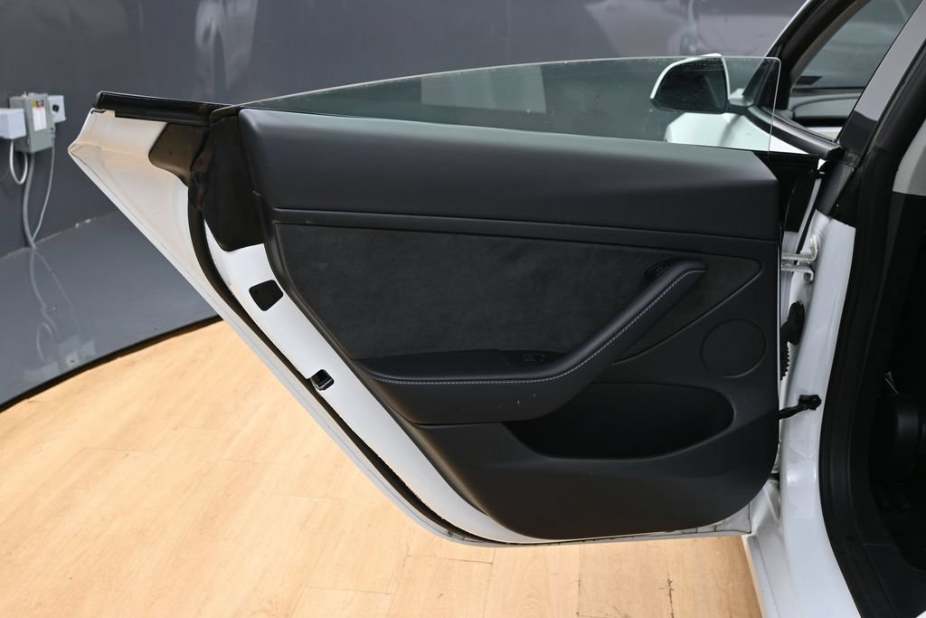 Used 2023 Tesla Model 3 Standard Range RWD image 41
