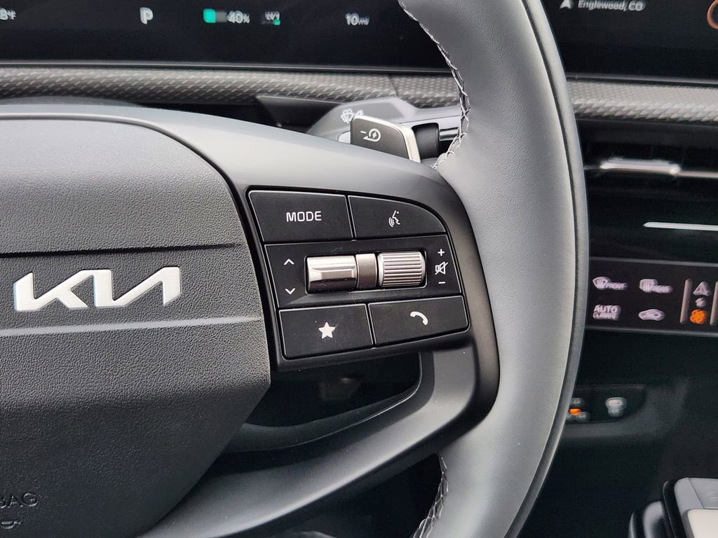 New 2025 Kia EV6 Wind image 18