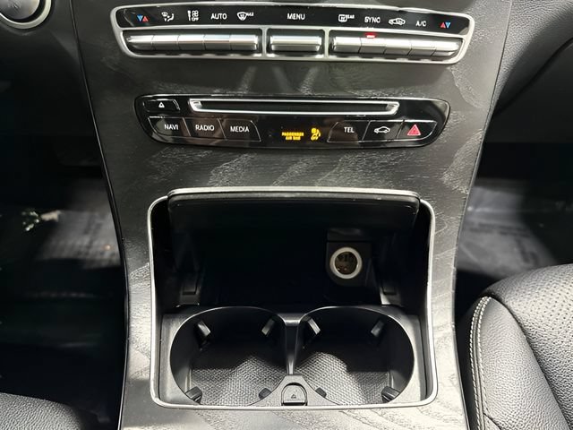 Used 2019 Mercedes-Benz GLC 300 4MATIC image 25