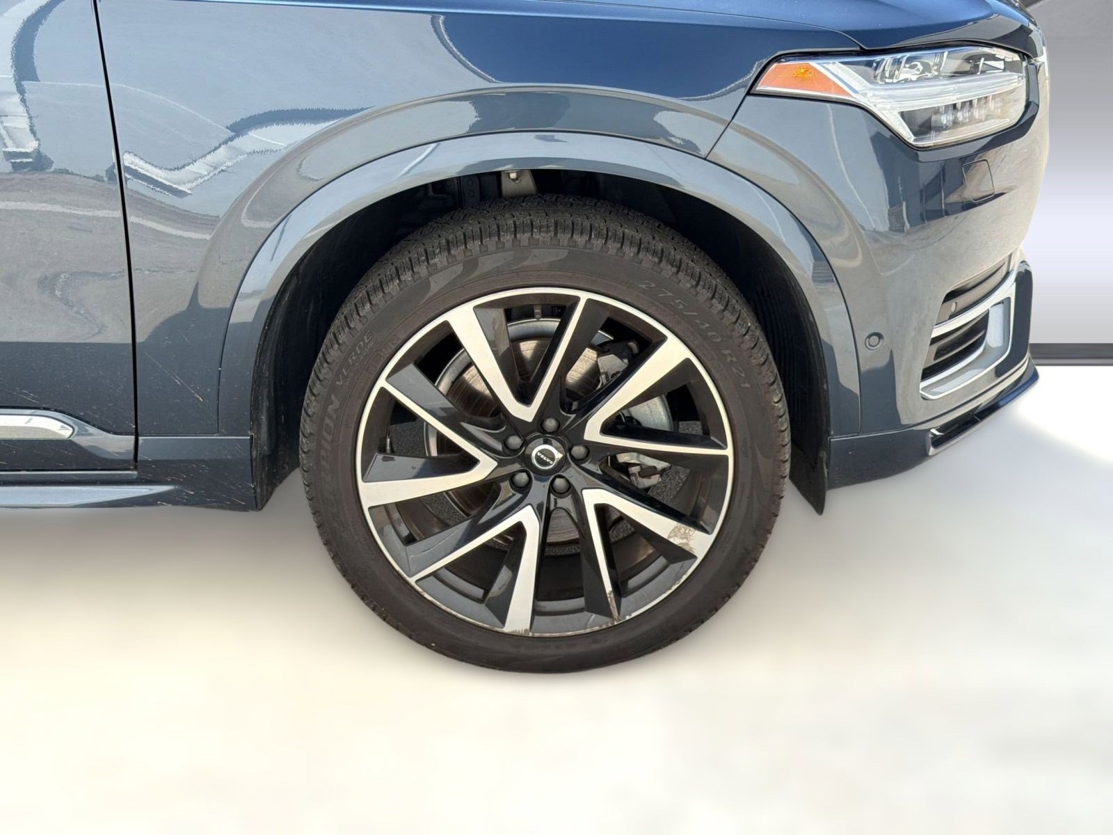 Certified 2023 Volvo XC90 B6 Plus w/ Protection Package Premier AWD/4WD image 12