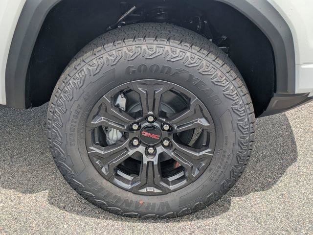 New 2025 GMC Canyon Elevation w/ Convenience Package RWD image 13