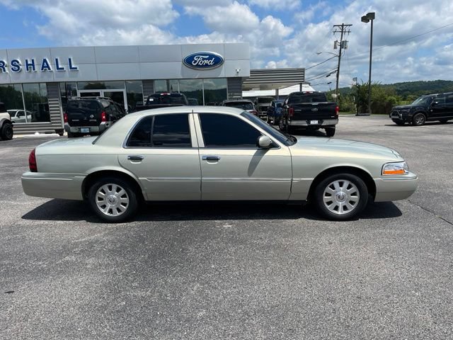 Used 2004 Mercury Grand Marquis LS RWD image 2