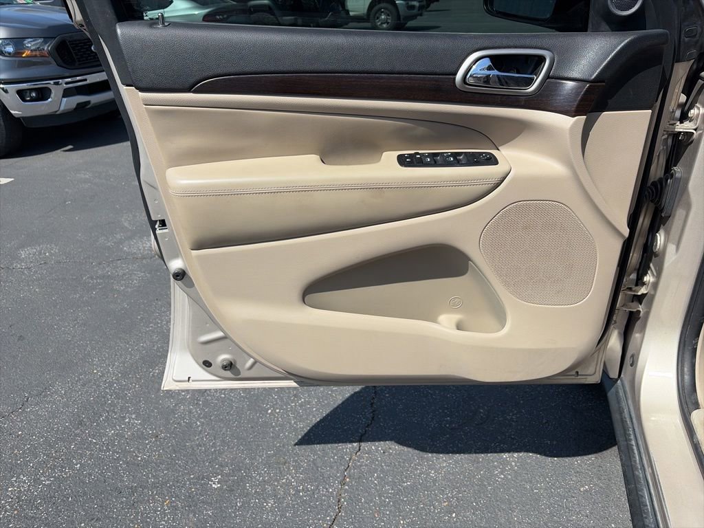 Used 2014 Jeep Grand Cherokee Laredo w/ Quick Order Package 23E image 13