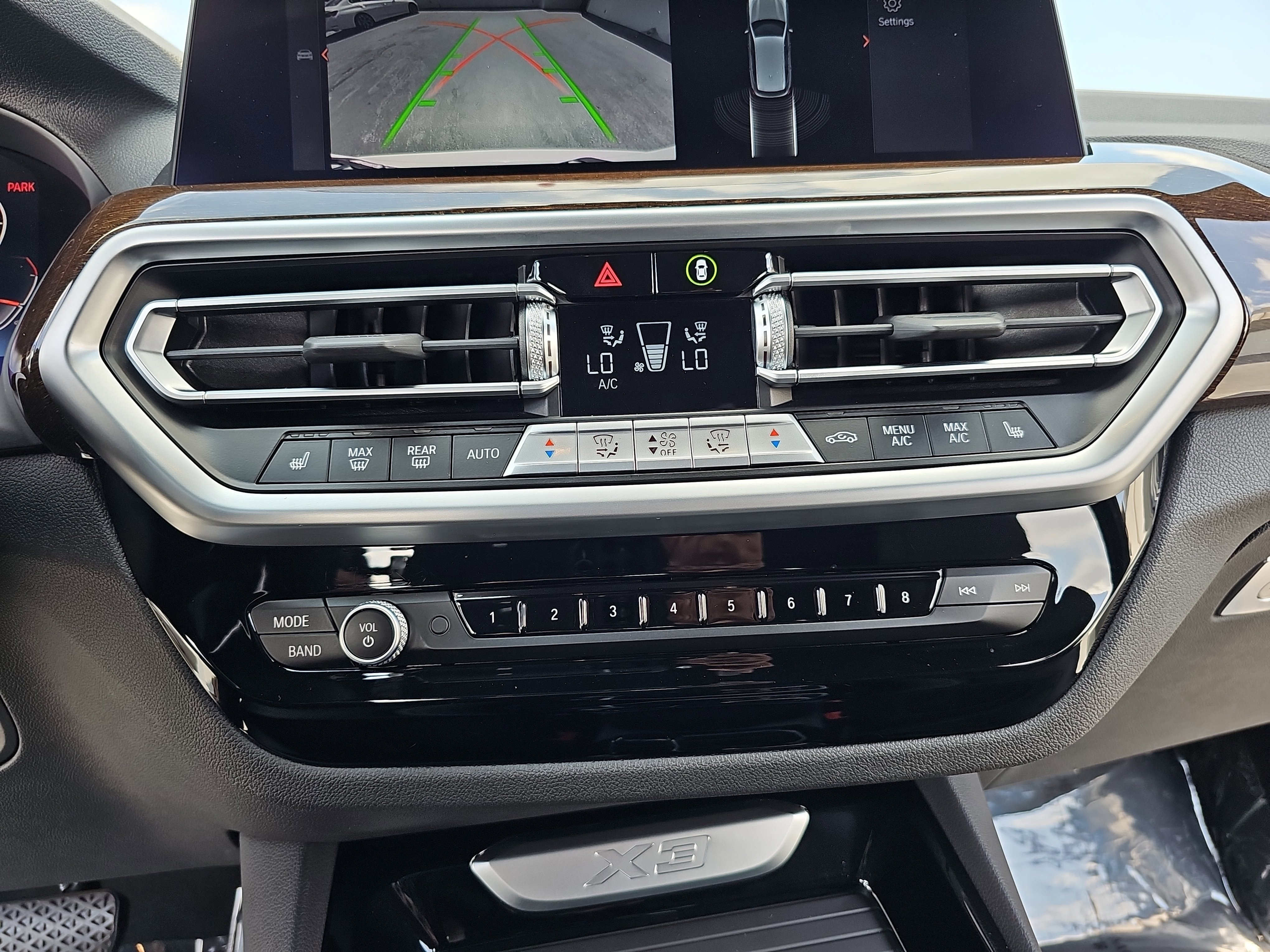 Certified 2024 BMW X3 sDrive30i w/ Convenience Package image 24