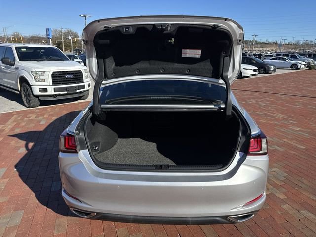 Used 2019 Lexus ES 350 w/ Accessory Package 2 image 29