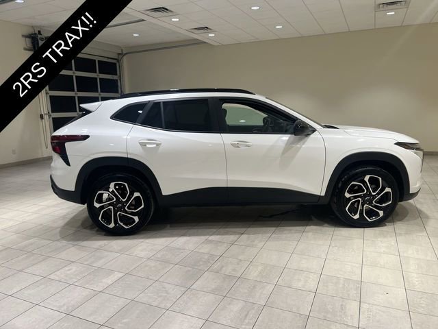 Certified 2025 Chevrolet Trax RS image 6