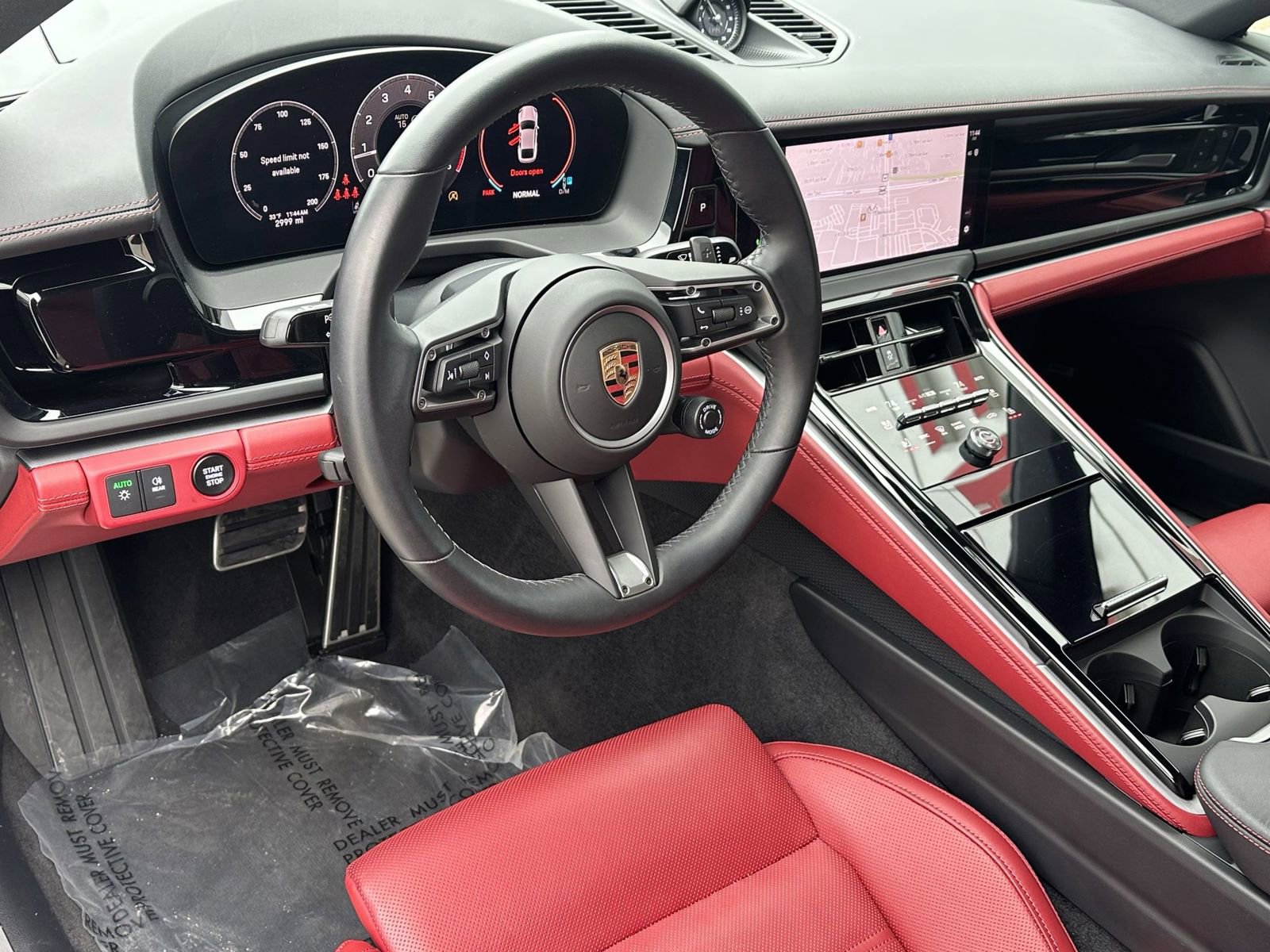 Certified 2024 Porsche Panamera image 4