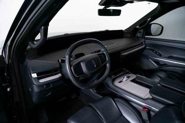 Used 2025 Lincoln Navigator Reserve w/ Jet Appearance Package image 17