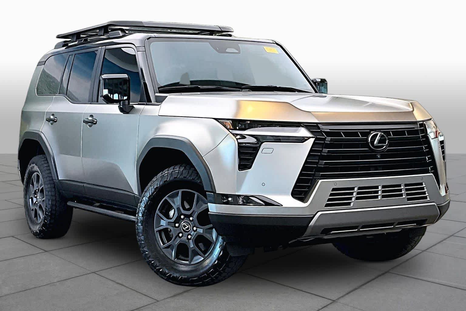 Used 2024 Lexus GX 550 AWD/4WD image 3