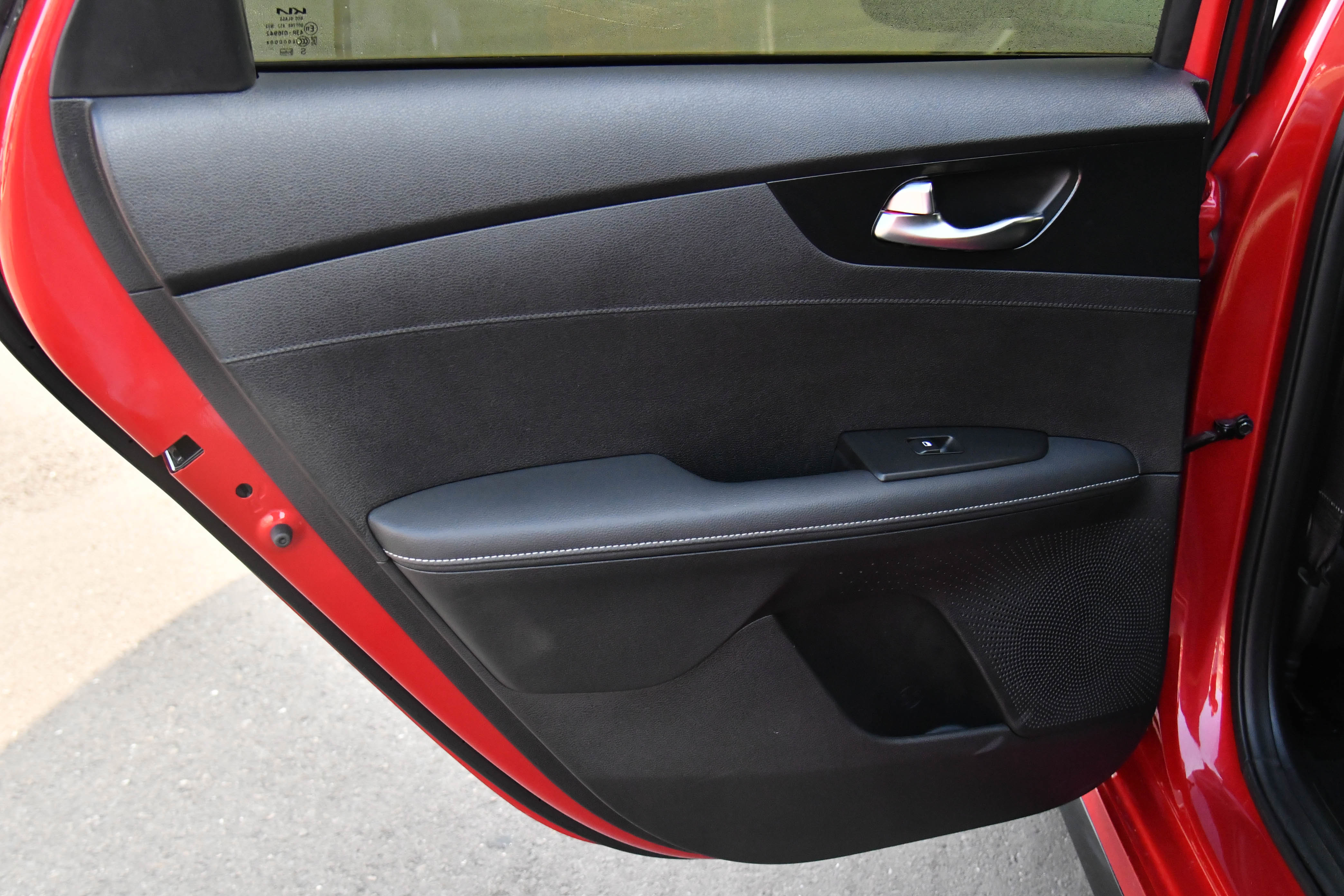 Used 2024 Kia Forte GT-Line image 35