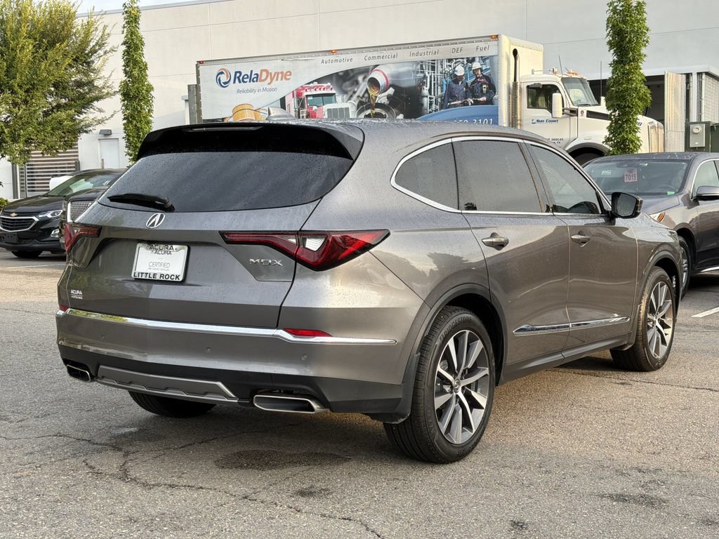 Used 2026 Acura MDX w/ Technology Package FWD image 3