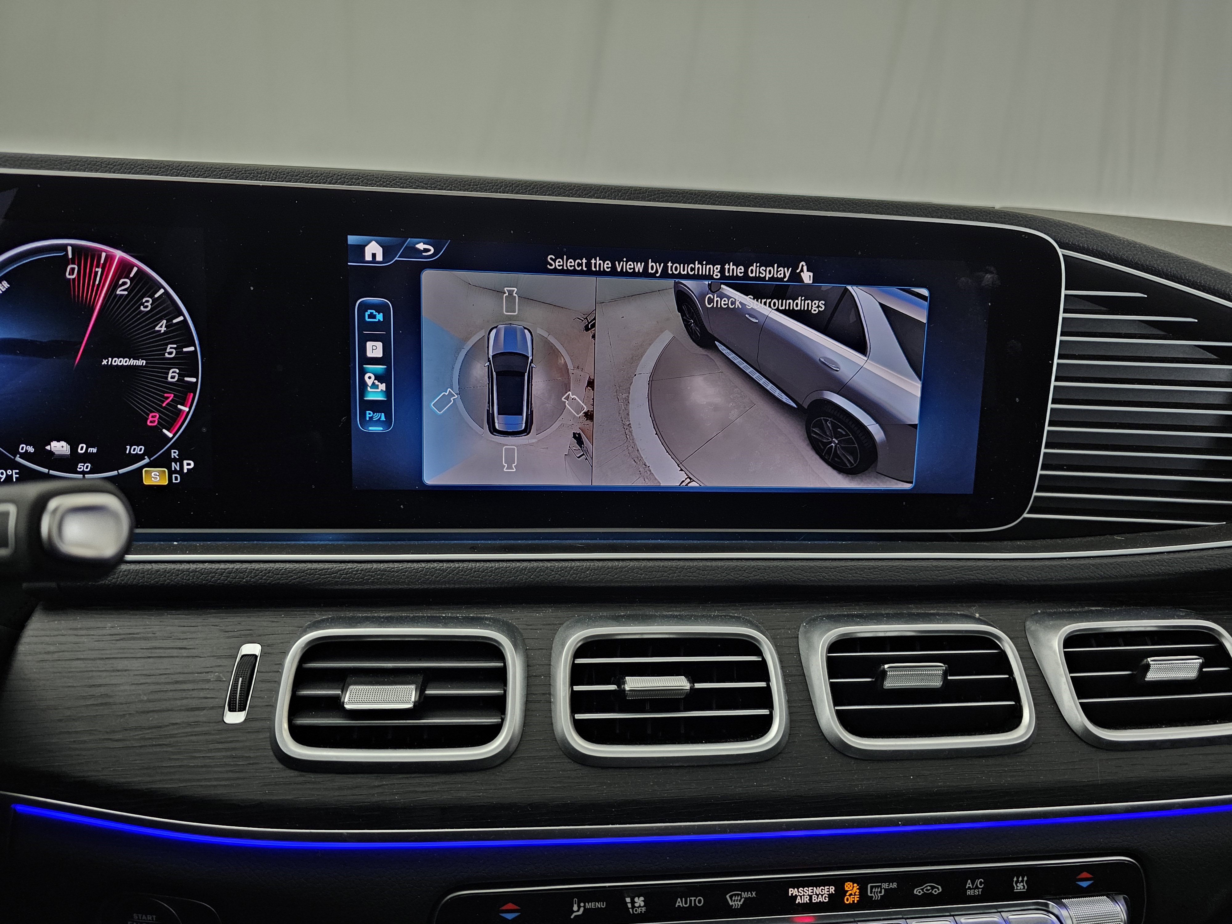 Certified 2025 Mercedes-Benz GLE 450e 4MATIC image 38