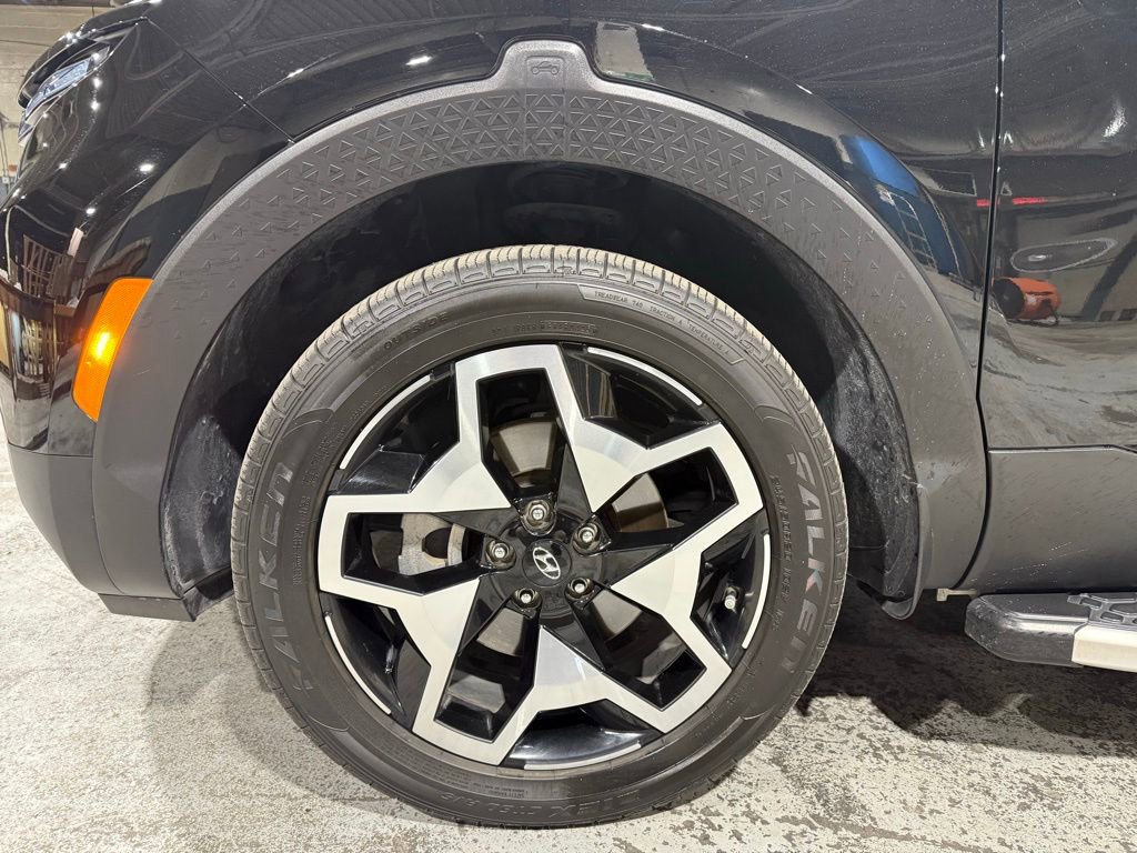 Used 2023 Hyundai Santa Cruz Limited w/ Cargo Package image 8