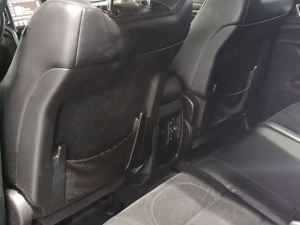 Used 2018 Jeep Grand Cherokee Laredo image 22