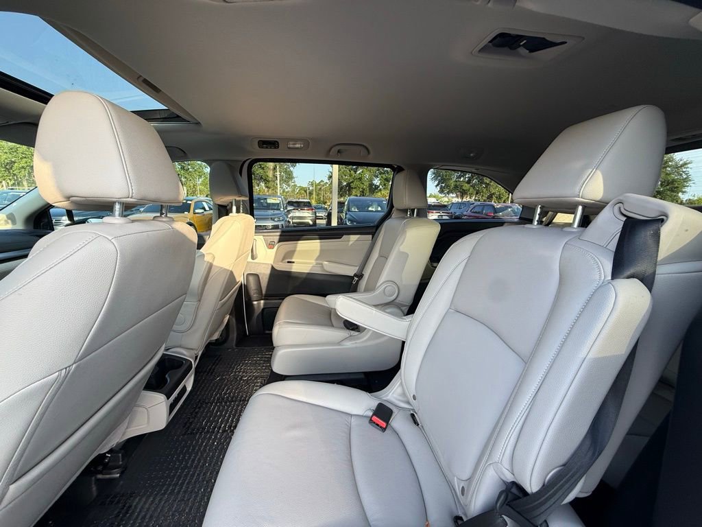 Used 2025 Honda Odyssey EX-L image 18