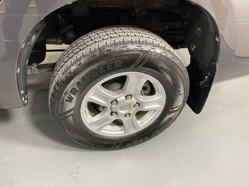 Used 2011 Toyota Tundra 2WD Double Cab image 25