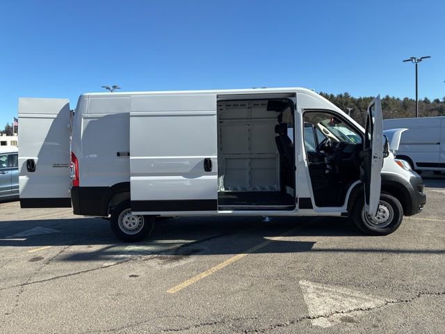 Used 2025 RAM ProMaster 2500 w/ Convenience Group image 10