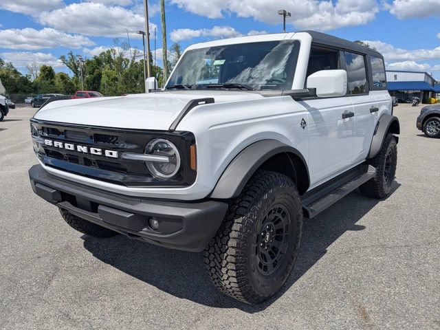 New 2026 Ford Bronco Outer Banks w/ Sasquatch Package image 8