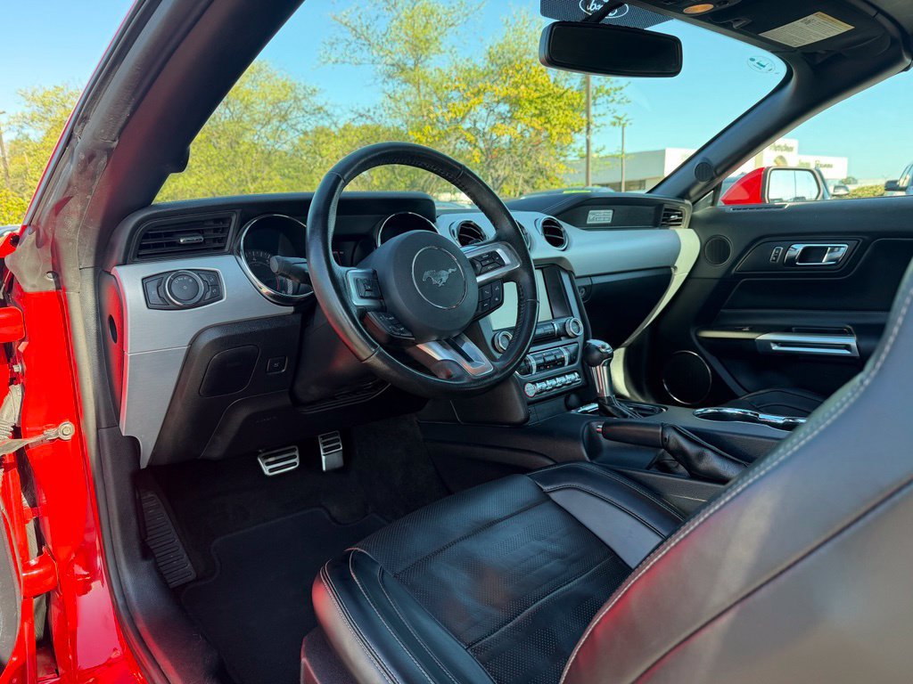 Used 2015 Ford Mustang GT Premium w/ Equipment Group 401A RWD image 9