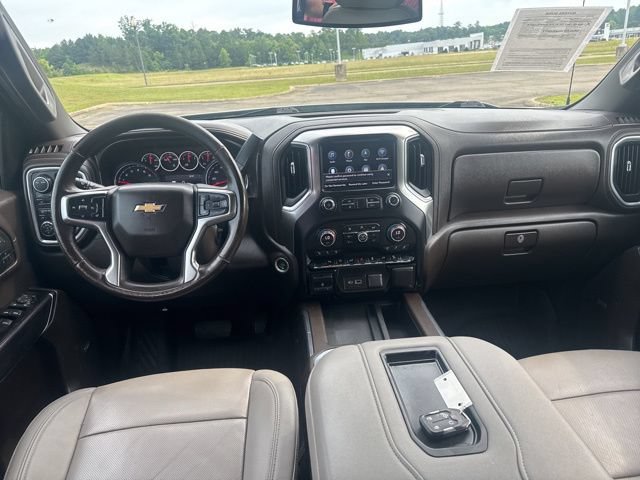 Used 2021 Chevrolet Silverado 1500 LTZ AWD/4WD image 14