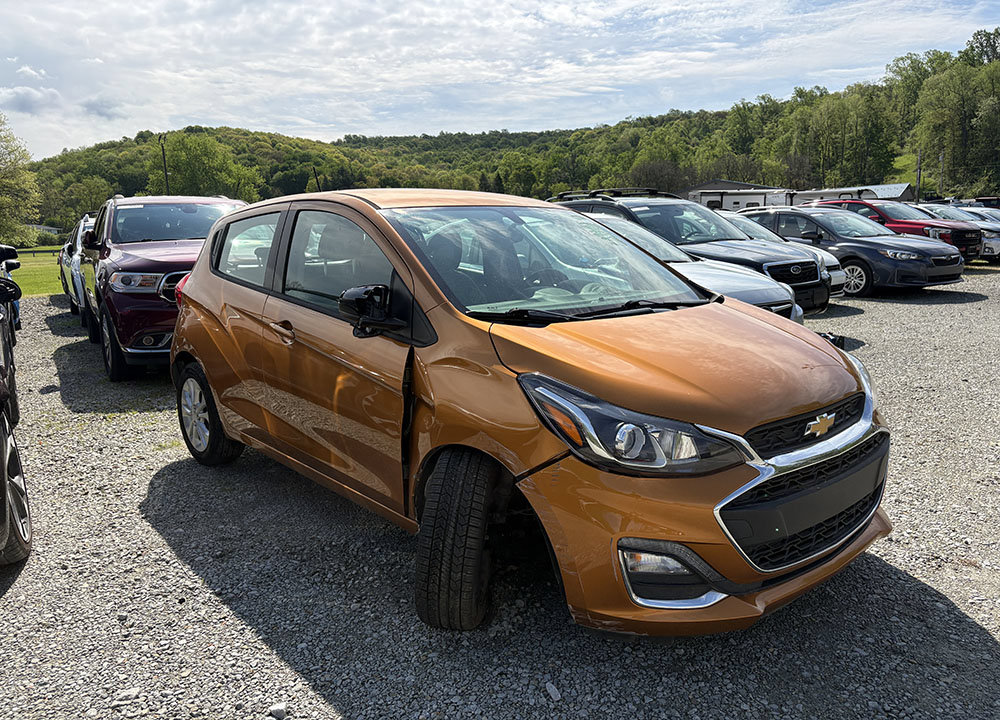 Used 2019 Chevrolet Spark LT FWD image 1