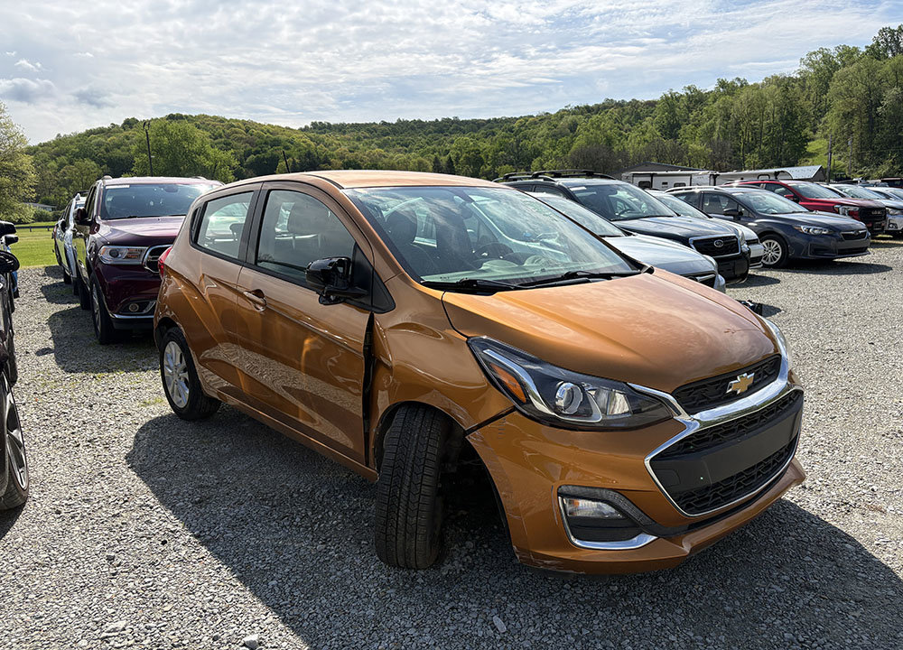 Used 2019 Chevrolet Spark LT FWD image 1