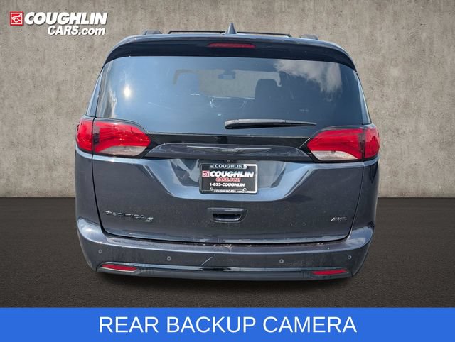 Used 2020 Chrysler Pacifica Touring-L w/ Advanced Safetytec Group AWD/4WD image 7