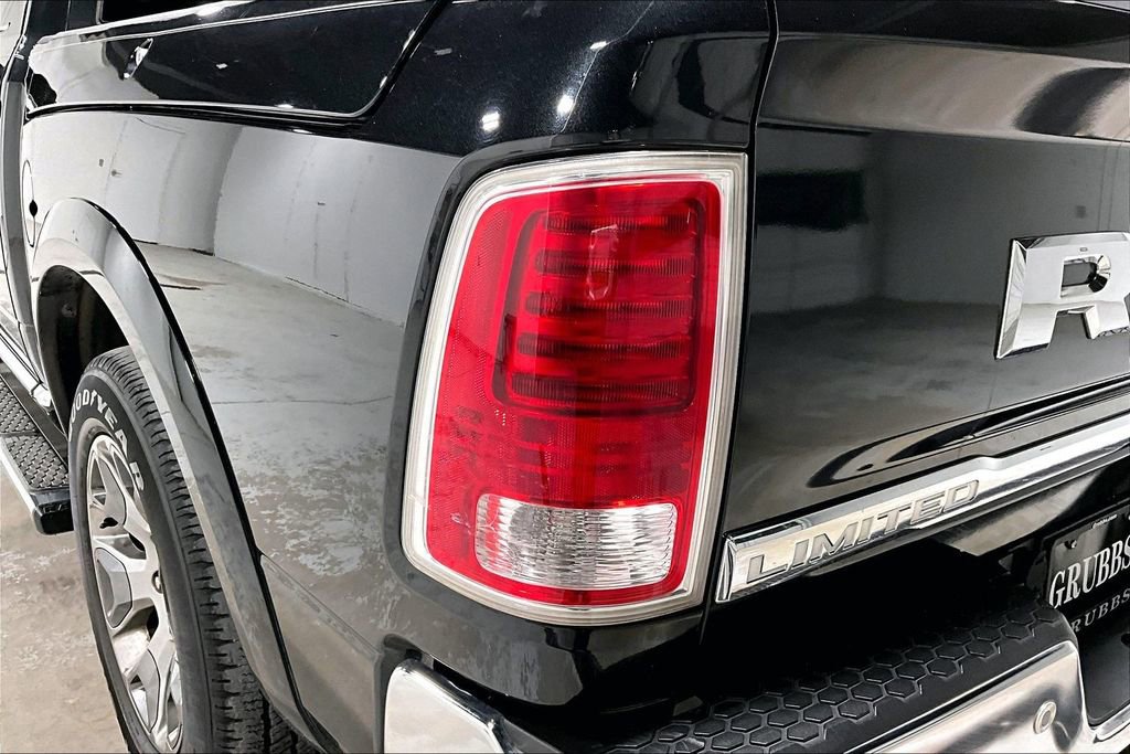 Used 2016 RAM 1500 Limited image 29